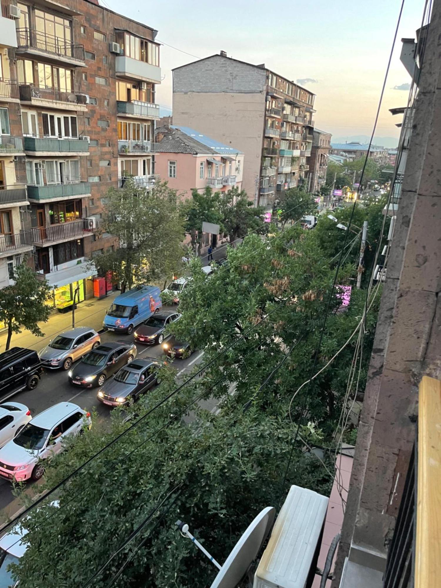 شقة Yerevan Downtown Luxe المظهر الخارجي الصورة